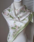 Escada shawl (met rozenpatroon), Maat 46/48 (XL) of groter, Escada, Ophalen of Verzenden, Zo goed als nieuw