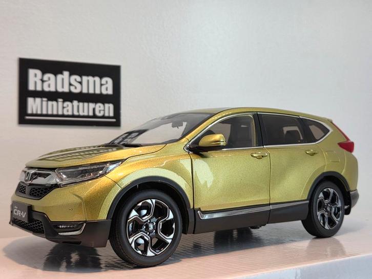 Honda CRV CR-V 2017 - Yellowgreen - 1:18 Paudi, Hobby en Vrije tijd, Modelauto's | 1:18, Nieuw, Auto, Ophalen of Verzenden