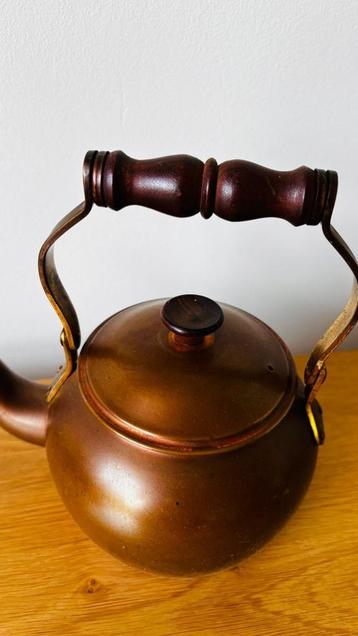 Koperen ketel met houten handvat Tagus R50 beschikbaar voor biedingen
