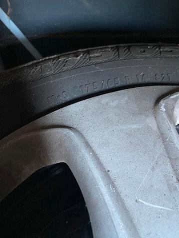 Winterbanden set 175/65 R14 beschikbaar voor biedingen