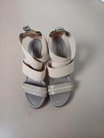 Bikkenbergs dames zomerschoen, Kleding | Dames, Ophalen of Verzenden, Zo goed als nieuw, Beige