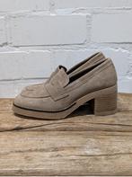 PostXchange - Suedeleren pumps maat 41 - Nieuw €104,95, Kleding | Dames, Schoenen, Pumps, PostXchange, Nieuw, Ophalen of Verzenden