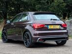 Audi A1 1.2 TFSI 86PK 2012 Rood Sportback Airco Uniek! 17", Auto's, Audi, Voorwielaandrijving, A1, 4 cilinders, Elektrische ramen