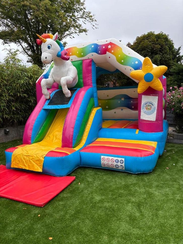 Springkussen huren Unicorn thema lol kinderfeestje, Hobby en Vrije tijd, Feestartikelen | Verhuur, Zo goed als nieuw, Verjaardag