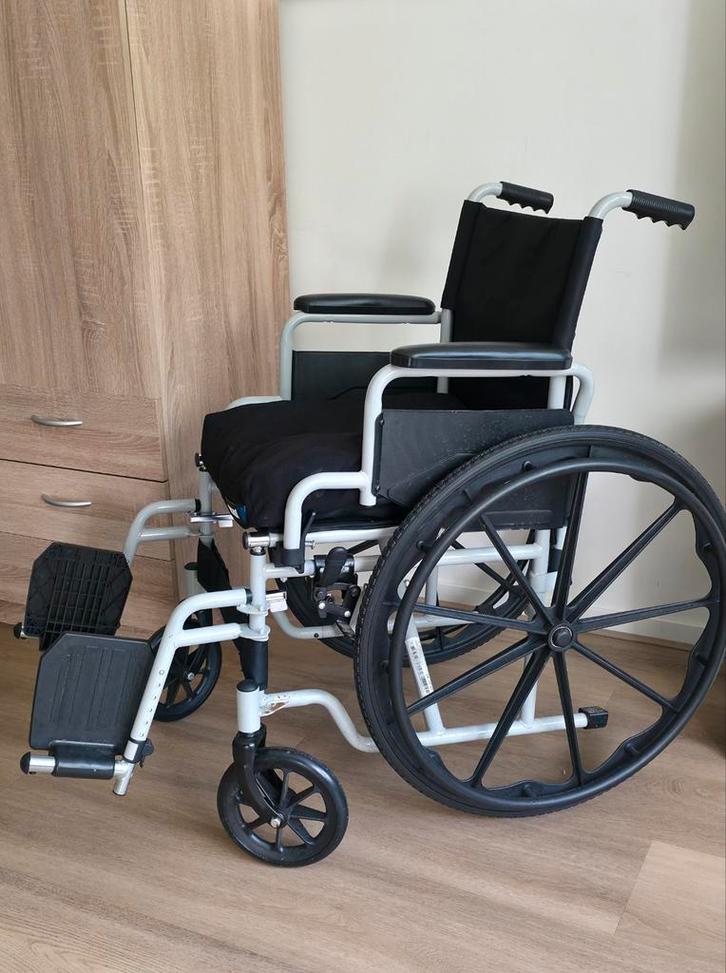 Excel G  opvouwbare rolstoel, Diversen, Rolstoelen, Zo goed als nieuw, Duwrolstoel, Ophalen