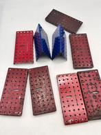 52y Dubbel geflensde plaat 11x5 gaten donkerrood gesleufd, Ophalen of Verzenden, Gebruikt