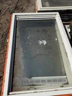 Kozijnen met glas, Doe-het-zelf en Verbouw, Kozijnen en Schuifpuien, Ophalen of Verzenden, Gebruikt, Kunststof, Raamkozijn