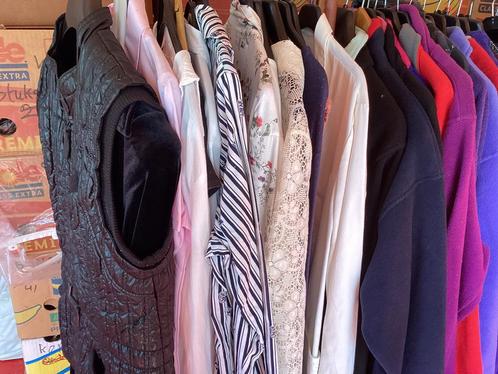 Gevraagd. Opkoper kleding.veel merk ruim 350 stuks, Kleding | Dames, Overige Dameskleding, Zo goed als nieuw, Ophalen
