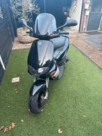 Gilera Runner DD 50cc - Zwart NL PAPIEREN, Fietsen en Brommers, Ophalen of Verzenden, Gebruikt, Kap, Aprilia