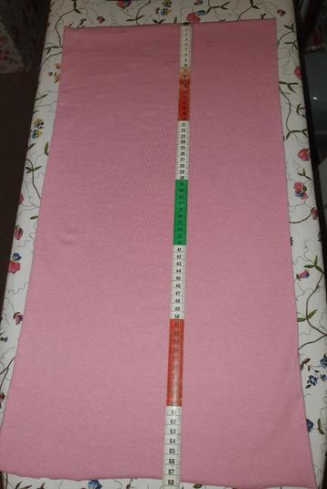 Boord stof voor afwerken van o.a. mouwen L67xrond 70cm beschikbaar voor biedingen