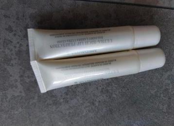 2 nieuwe Medavita ultra rich lip perfection (advr 158) beschikbaar voor biedingen