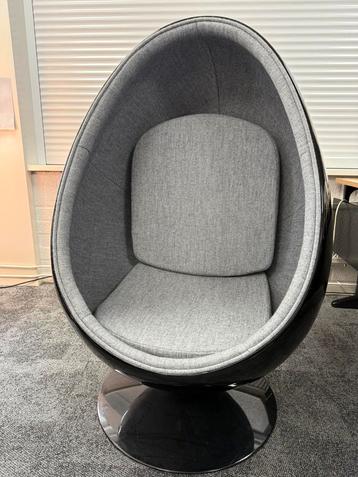 Egg chair beschikbaar voor biedingen