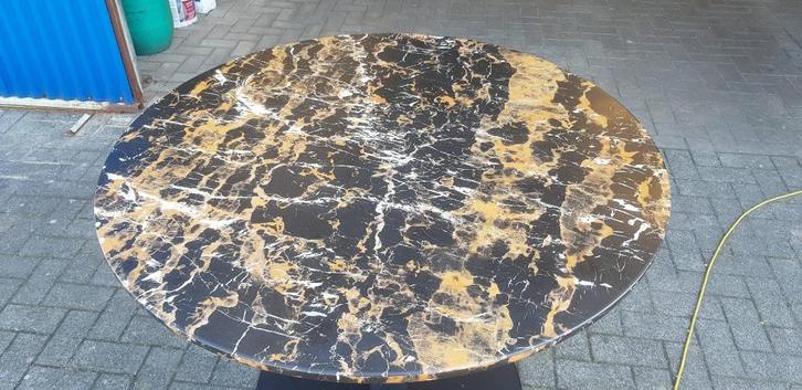 Design Eettafel Rond Portoro Marmer (Zwart + Goud) te koop, Huis en Inrichting, Tafels | Eettafels, Gebruikt, 100 tot 150 cm, 100 tot 150 cm