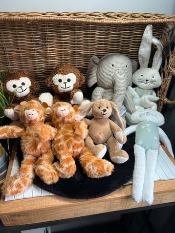 Hema knuffel set van 8 knuffels knuffeltje knuffeltjes beschikbaar voor biedingen