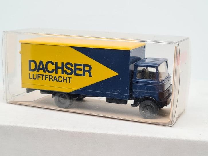 Mercedes LP809 Dachser bakwagen - Wiking 1/87, Hobby en Vrije tijd, Modelauto's | 1:87, Zo goed als nieuw, Bus of Vrachtwagen