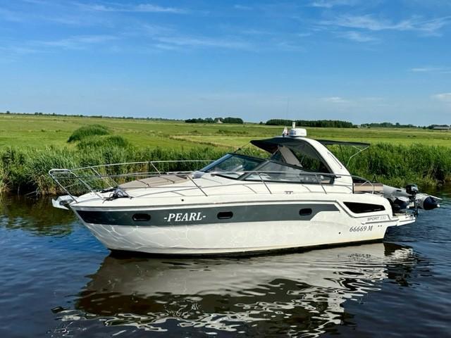 Bavaria Sport 330 (bj 2016), Watersport en Boten, Speedboten, Gebruikt, 6 meter of meer, Diesel, 200 pk of meer, Polyester