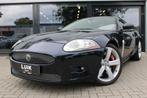 Jaguar XKR 4.2 V8 Coupé YOUNGTIMER + LEDER + BOWERS & WILKI, Auto's, Jaguar, Achterwielaandrijving, Gebruikt, 4 stoelen, Zwart
