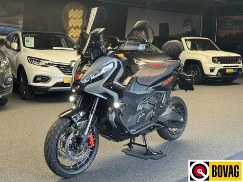 Honda X-ADV 750 Custom Forged Carbon Red Edition Full-Opties, Motoren, Motoren | Honda, Bedrijf, Overig, meer dan 35 kW