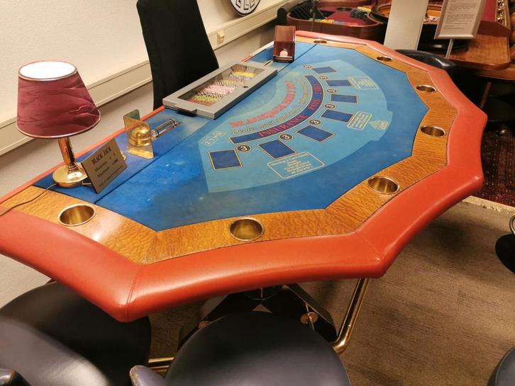 Professionele Black Jack tafel met 7 swivel barkrukken, Hobby en Vrije tijd, Gezelschapsspellen | Kaartspellen, Gebruikt, Ophalen