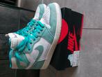 Jordan 1 retro high  turbo green, Kleding | Heren, Schoenen, Ophalen of Verzenden, Zo goed als nieuw, Overige kleuren