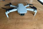 DJI Mini 2 SE Drone - Perfect voor Beginners!, Audio, Tv en Foto, Drones, Ophalen of Verzenden, Zo goed als nieuw, Drone met camera