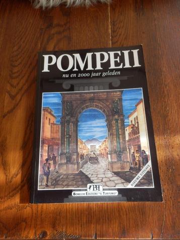 Pompeii nu en 2000 jaar geleden - Softcover.