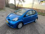 Toyota Aygo 1.0-12V Comfort Navigator, Voorwielaandrijving, Euro 5, Stof, Gebruikt