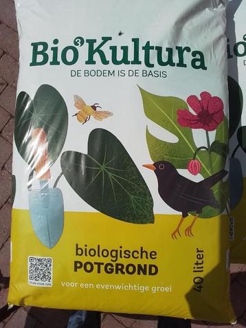 Biologische potgrond beschikbaar voor biedingen