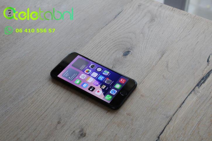 iPhone SE 2022 (3e gen.) - 64GB - Midnight | Batterij 97%, Telecommunicatie, Mobiele telefoons | Apple iPhone, Zo goed als nieuw