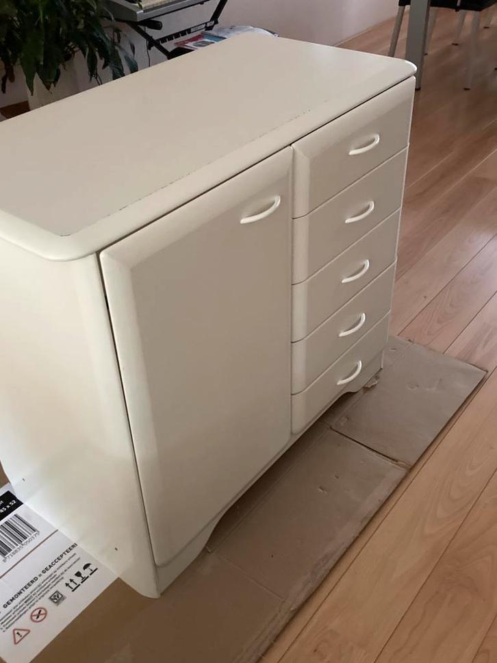 Witte commode (Vroomshoop meubel), Kinderen en Baby's, Kinderkamer | Commodes en Kasten, Gebruikt, Commode, 90 tot 105 cm, 100 cm of meer