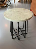 Bijzettafel cement & staal raw materials, Ophalen, Zo goed als nieuw