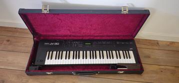 Roland JV-30 synthesizer beschikbaar voor biedingen