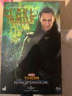 Hot Toys Loki van Thor Ragnarok, Verzamelen, Film en Tv, Ophalen of Verzenden, Actiefiguur of Pop, Zo goed als nieuw