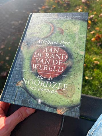 Aan de rand van de wereld - Michael Pye beschikbaar voor biedingen