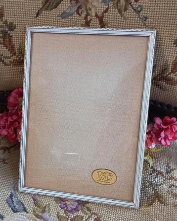 Mooie brocante fotolijst, bolglas, wit/goud, alleen hangen beschikbaar voor biedingen