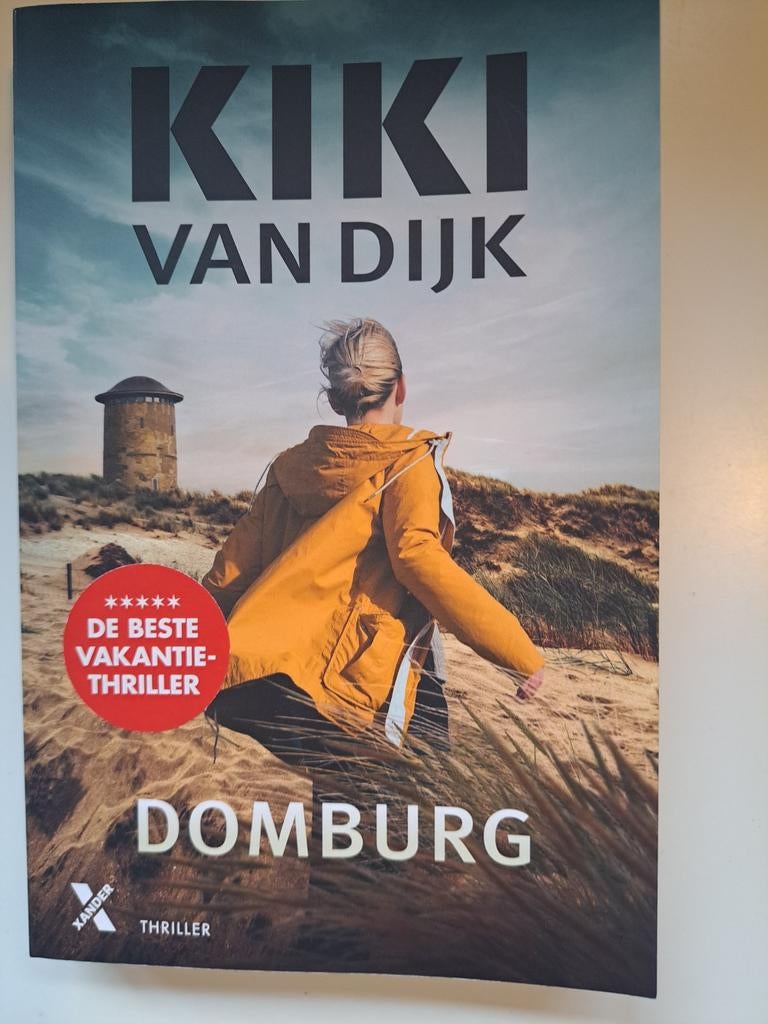 Domburg - Kiki van Dijk, Spannende Thriller, Boeken, Thrillers, Zo goed als nieuw, Nederland, Ophalen of Verzenden