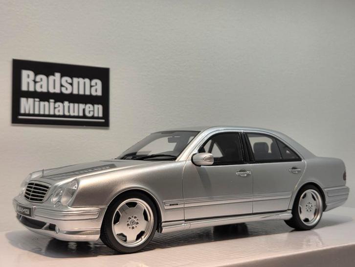 Mercedes-Benz E-Klasse E55 AMG W210 Silver - 1:18 Ottomobile, Hobby en Vrije tijd, Modelauto's | 1:18, Nieuw, Auto, OttOMobile