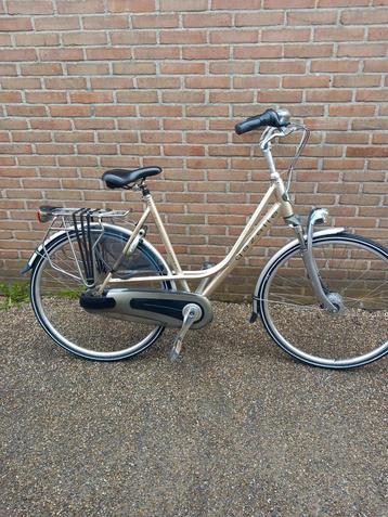 Goede nette gazelle paris plus D57cm  beschikbaar voor biedingen