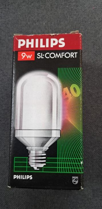 Philips SL*9 Watt spaarlamp beschikbaar voor biedingen