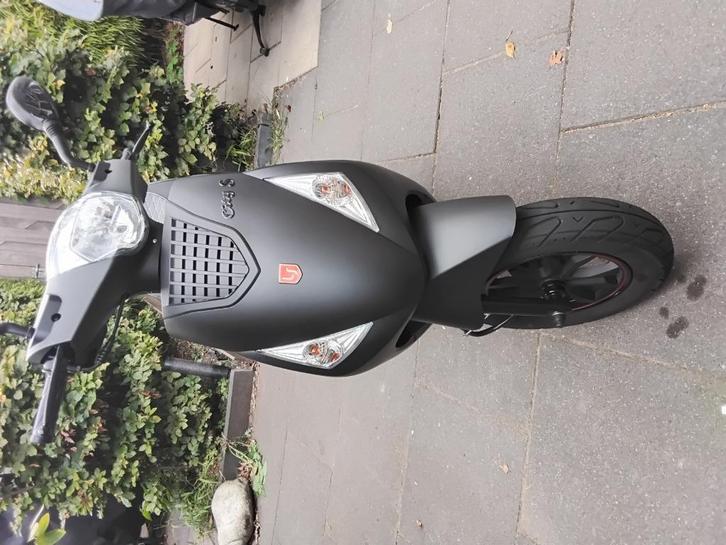La souris scooter, Fietsen en Brommers, Scooters | Overige merken, Zo goed als nieuw, Maximaal 45 km/u, Benzine, Ophalen