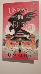 Unravel the Dusk - Elizabeth Lim (Fairyloot editie), Ophalen of Verzenden, Gelezen, Elizabeth Lim
