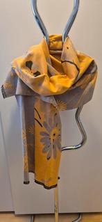 Sjaal taupe, lichtoranje bloemenmotief superzachte kwaliteit, Ophalen of Verzenden, Zo goed als nieuw, Maat 46/48 (XL) of groter