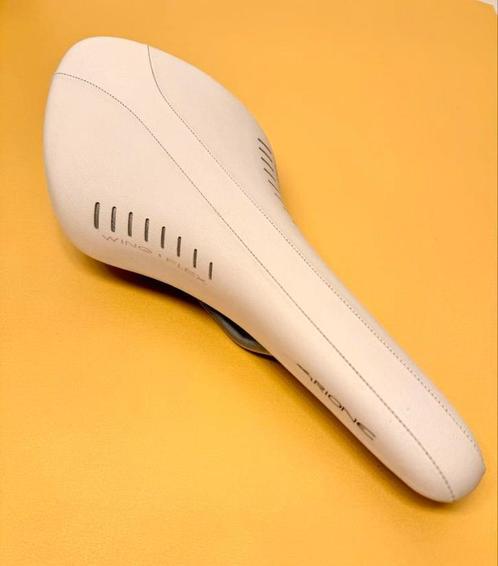 FIZIK Arione Classic Nylon & Carbon reinforced zadel wit, Sport en Fitness, Wielrennen, Zo goed als nieuw, Overige typen, Ophalen of Verzenden