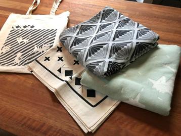 Kokoro draagdoeken beschikbaar voor biedingen