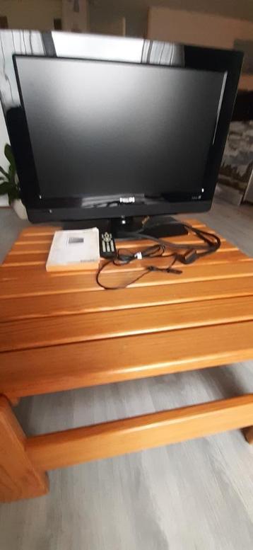 TV Philips Flat HDready +Sony DVDCD player DVP-NS38 beschikbaar voor biedingen