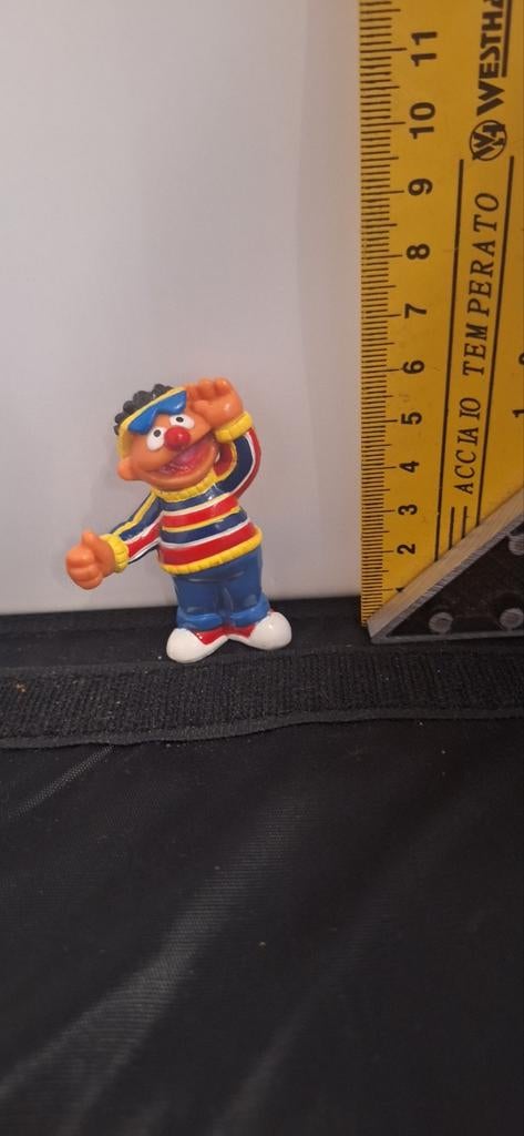 Ernie poppetje Ernie en Bert Sesamstraat (28126), ., Ophalen of Verzenden, Zo goed als nieuw, Mattel