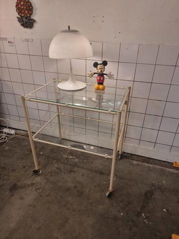Vintage trolley industrieel glas en buizenframe  beschikbaar voor biedingen