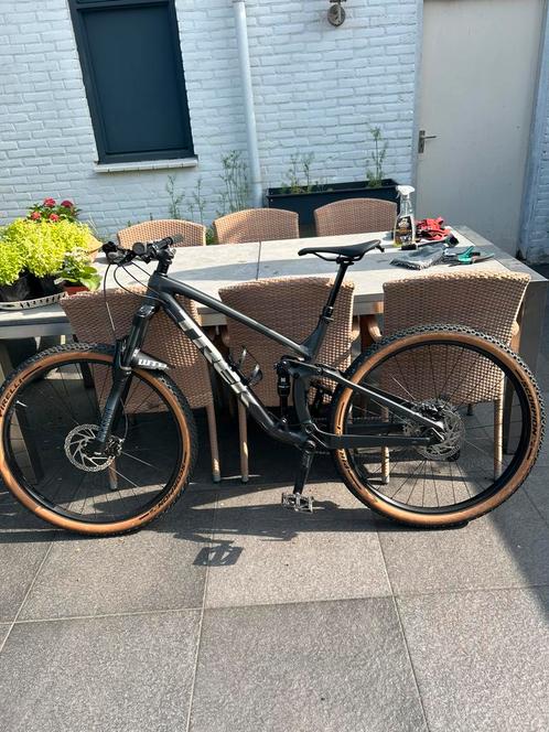Trek Fuel EX 5 full suspension mountainbike in topstaat!, Fietsen en Brommers, Fietsen | Mountainbikes en ATB, Zo goed als nieuw