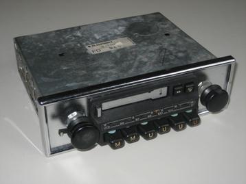 Vintage Blaupunkt autoradio met cassettespeler