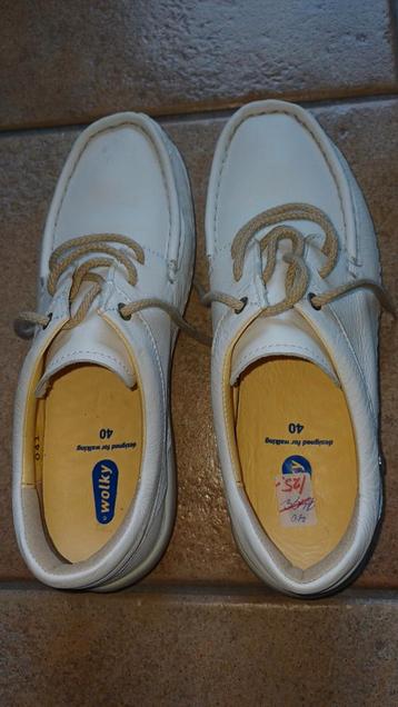  NU VOOR € 45. Witte Wolky wandelschoen maat 40 beschikbaar voor biedingen